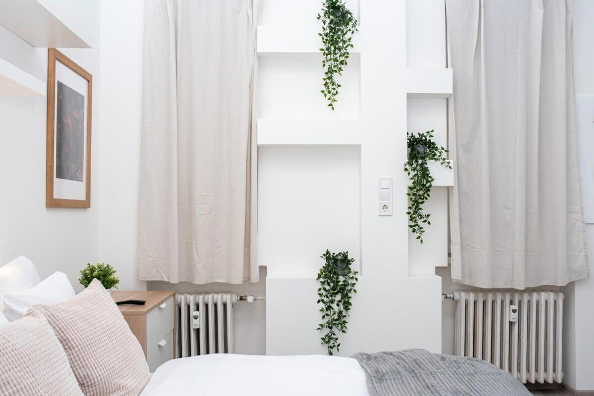 Extra Central - New - Charming Studio Boedapest Buitenkant foto